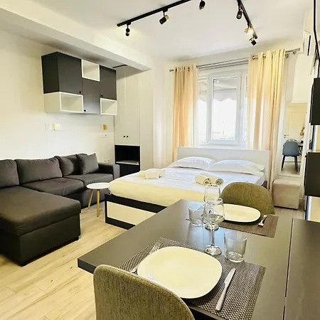 24/7 Self Check-in Apartament Tirana